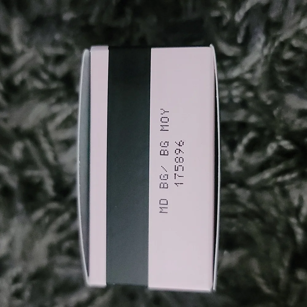 ❣NIB Mary Kay Silky Setting Powder: Medium Beige❣