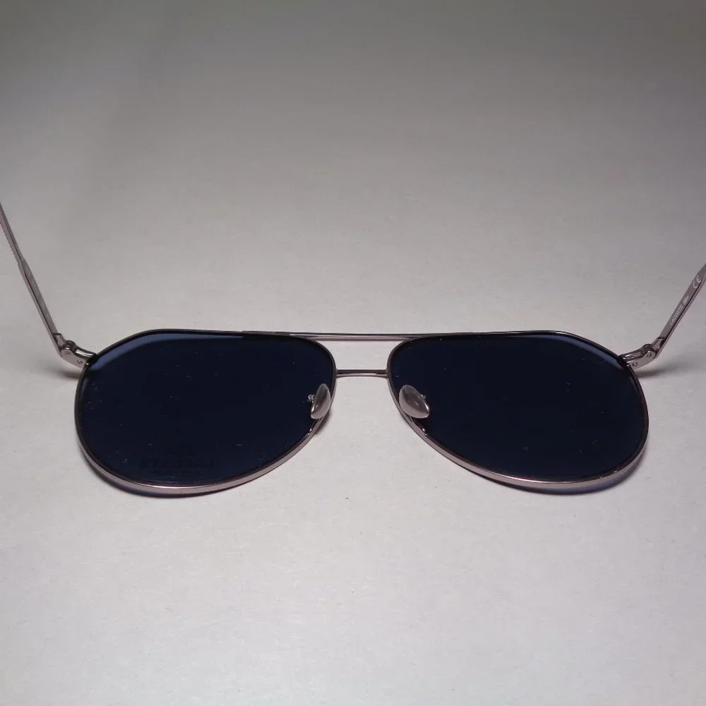 Lacoste l209s silver