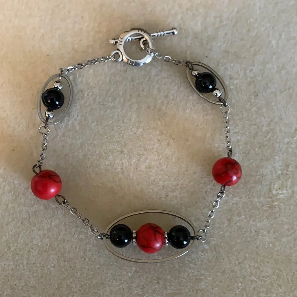 N/A onyx red