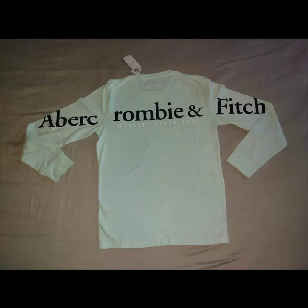 Abercrombie & Fitch selling brand