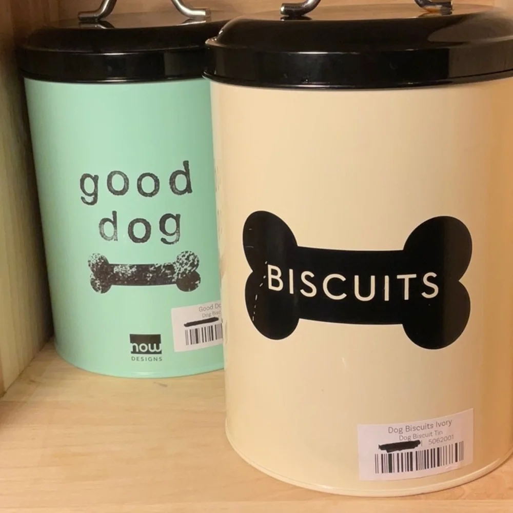 N/A cookie tins