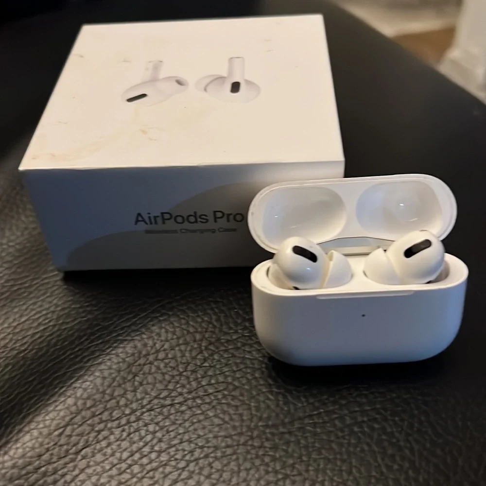 Apple air pods