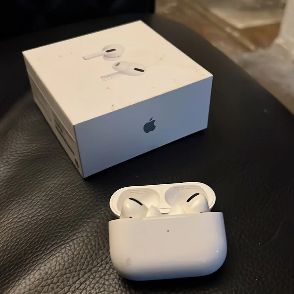 Apple air pods