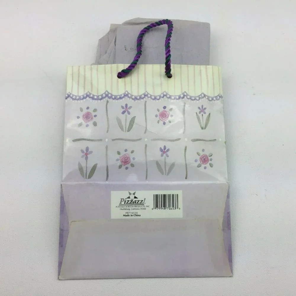 Unbranded gift bag