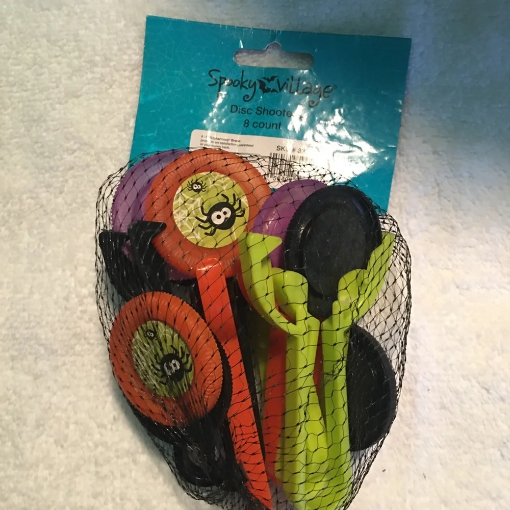 NWT 8 count disc shooters Halloween toys 🎃