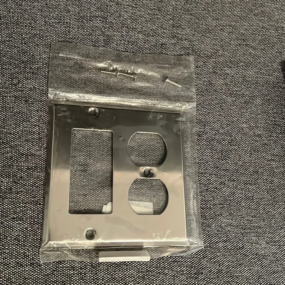 Restoration Hardware Nickel Socket and Ground Faceplate NWT