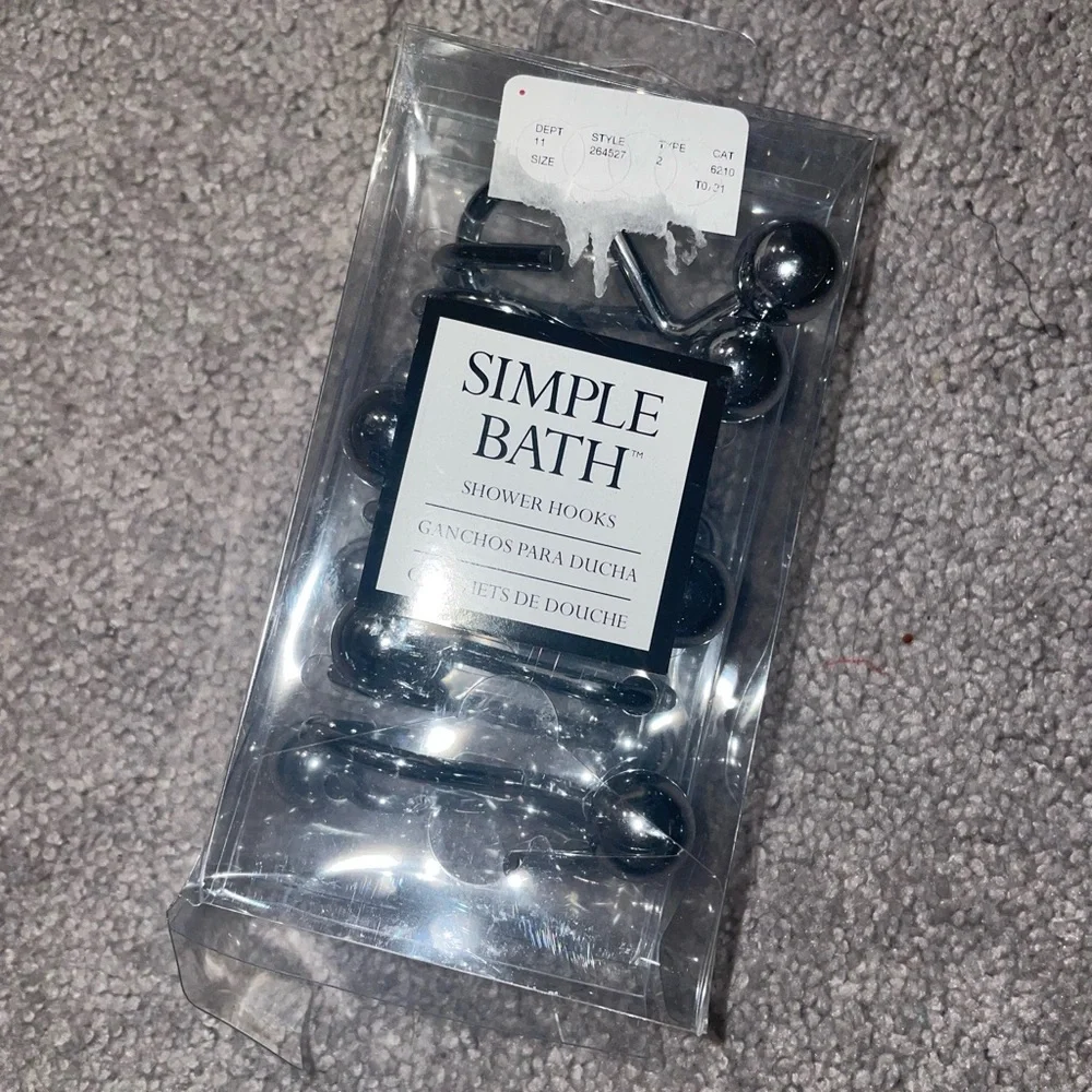 NWT homegood simple bath shower 🚿 hooks 🪝