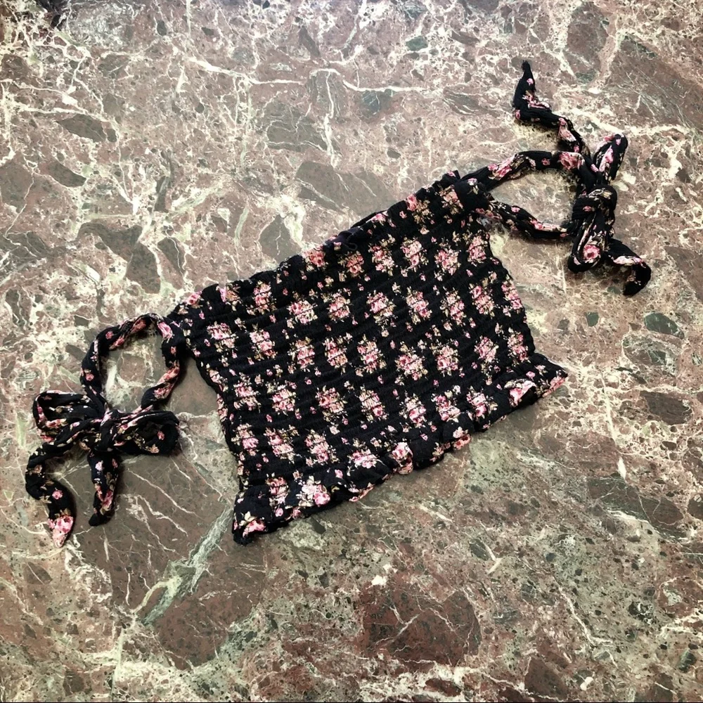 BLUE LIFE Tasha Smocked Bardot Sleeve Floral Crop Top in Black