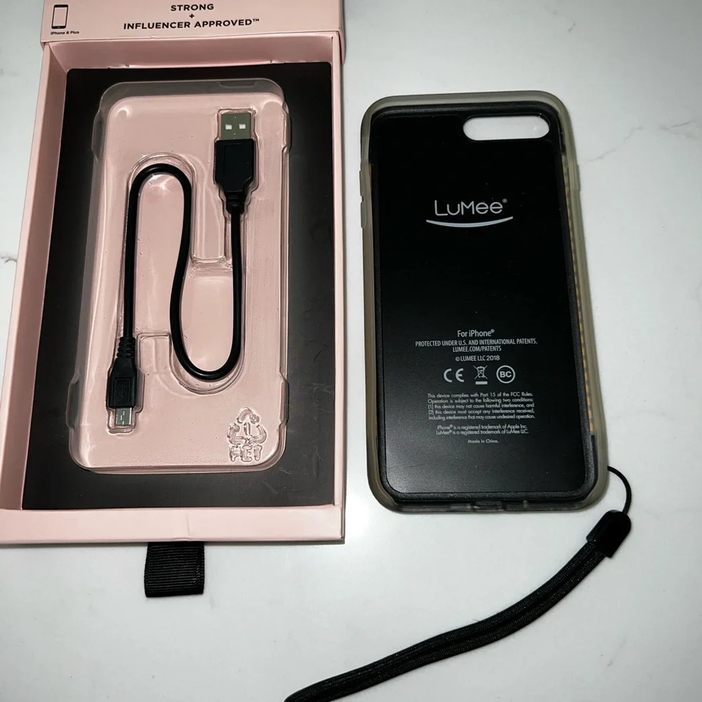 LuMee phone back marble