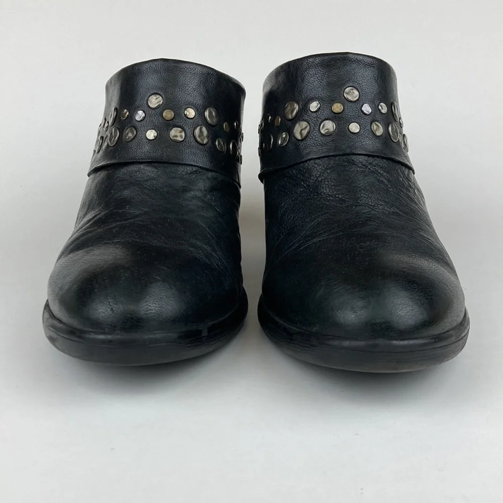 Sofft hammered black
