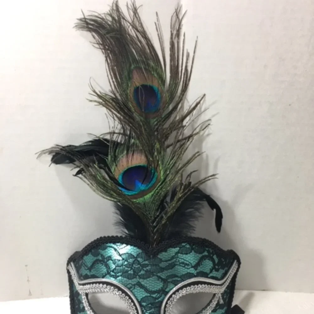 N/A turquoise black