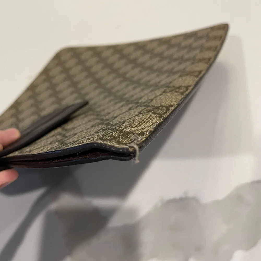 GUCCI Beige/Brown GG Coated Canvas iPad Case