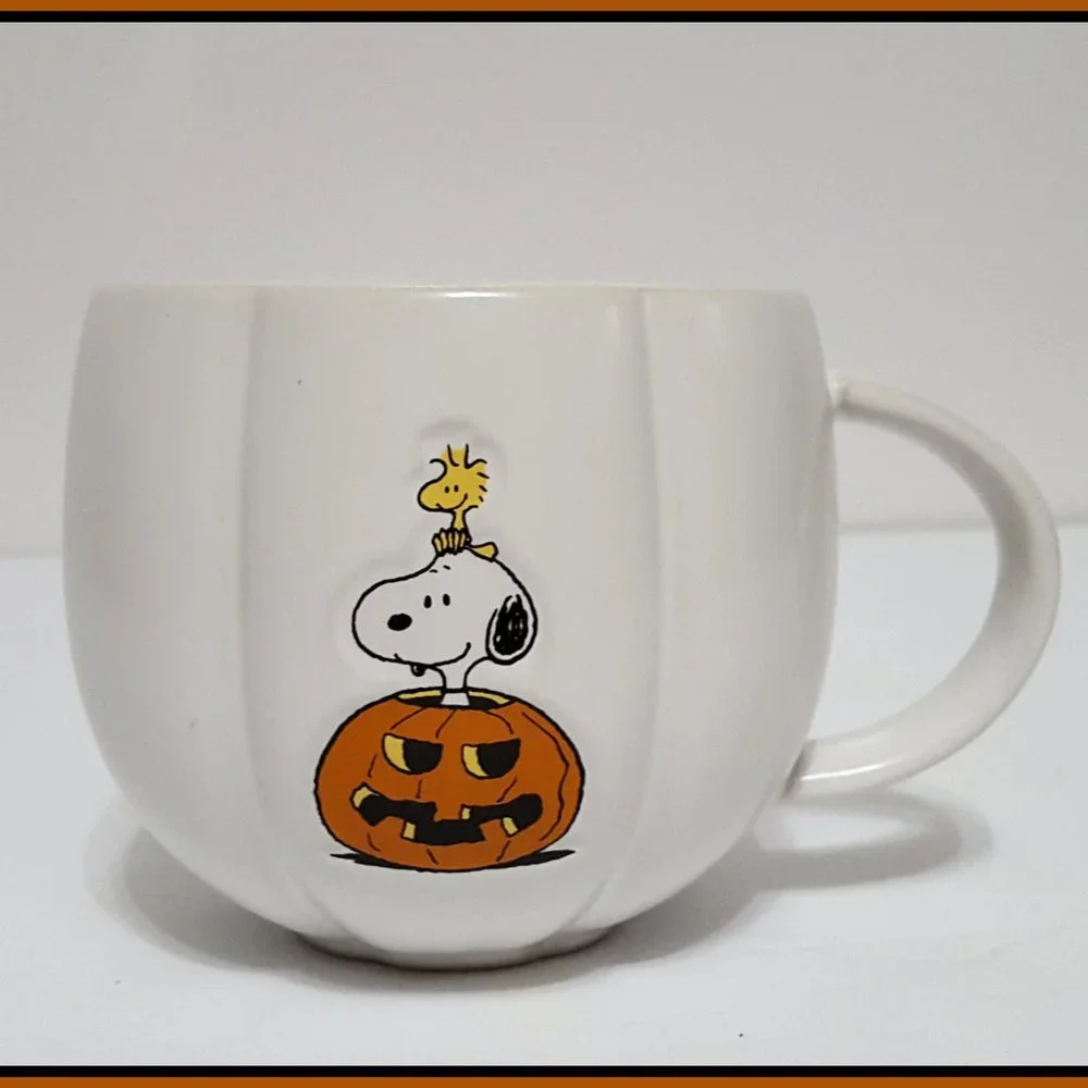 NEW Williams Sonoma PEANUTS Halloween Snoopy Mug 15 OZ Stoneware