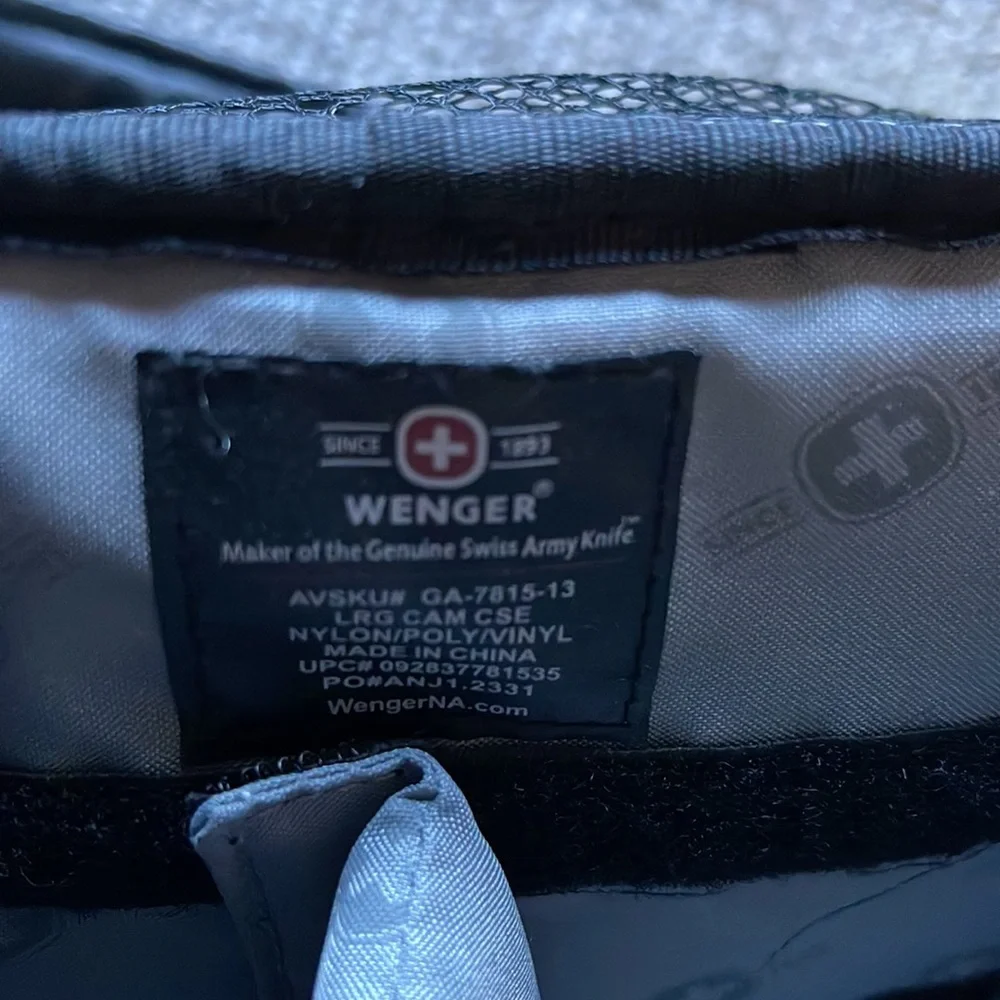 Wenger padded protect