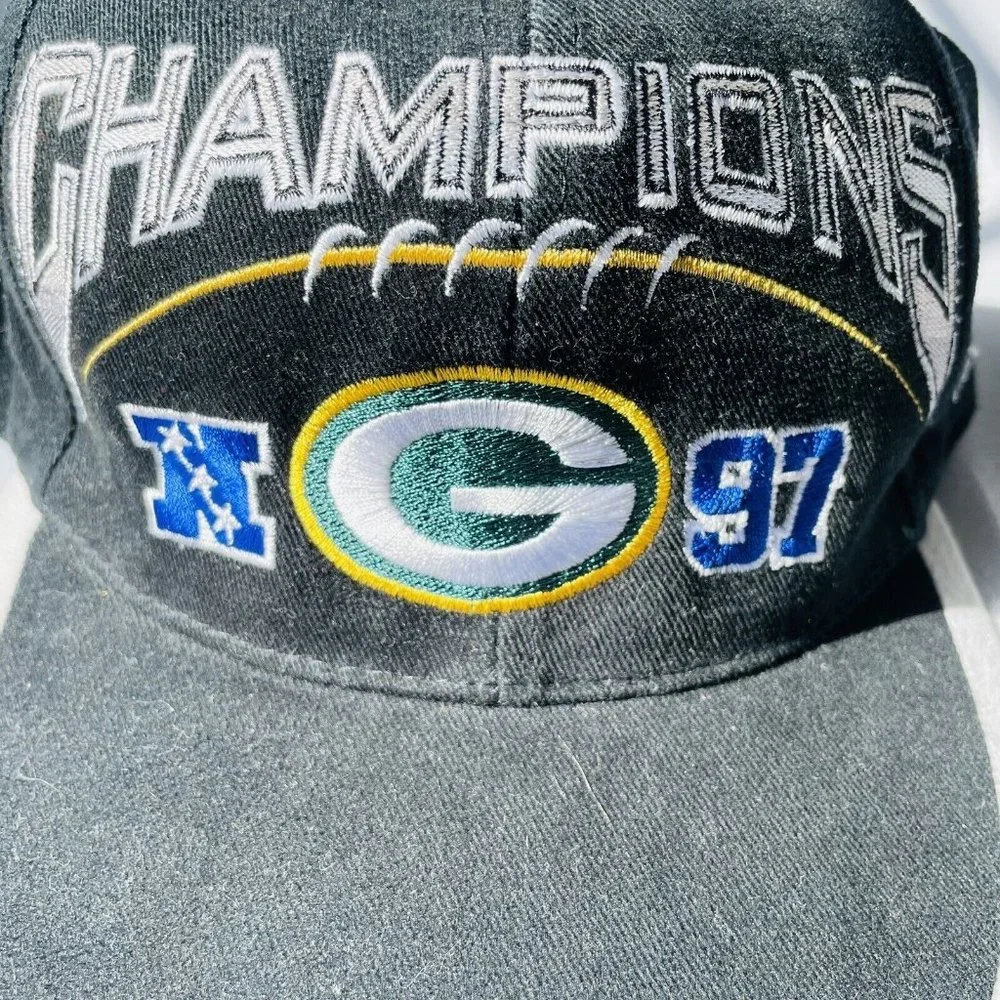 NFL Pro Line nwot nfl