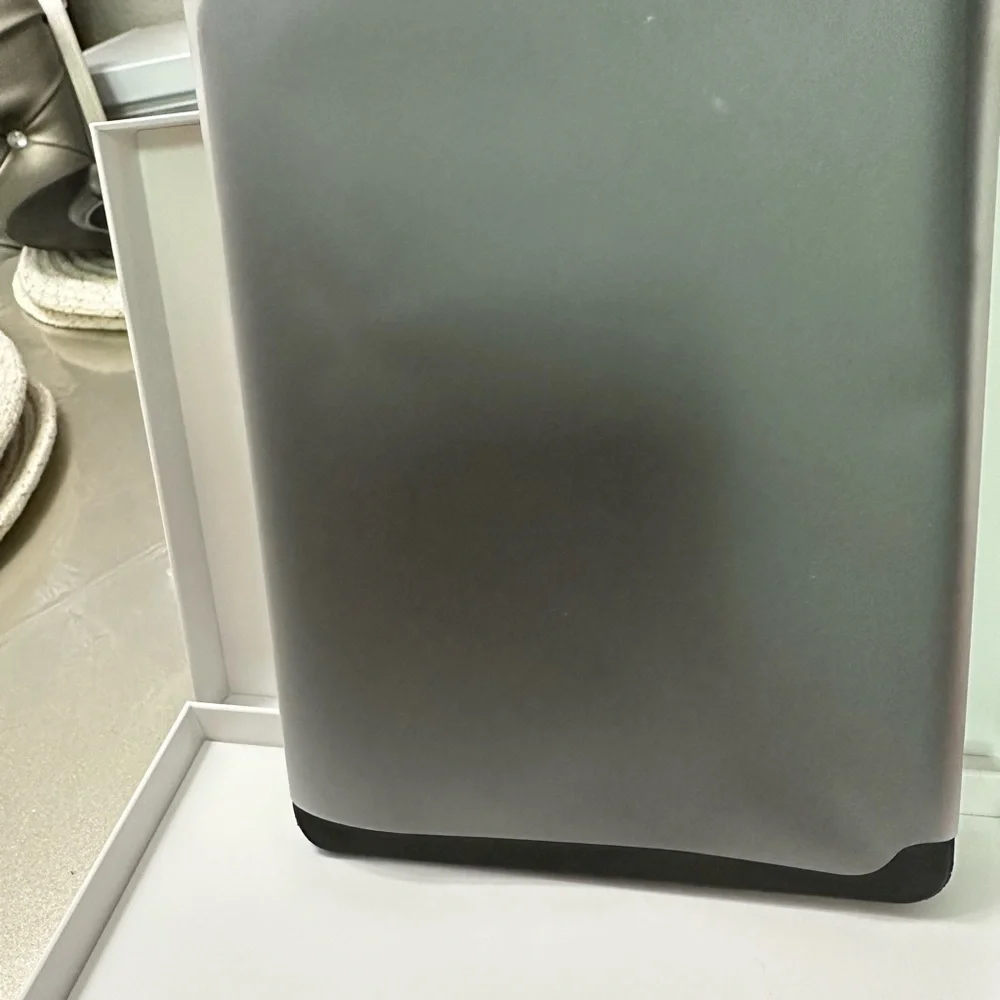 N/A apple folio