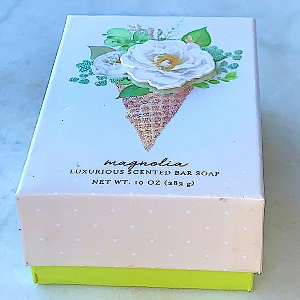 CST COMMONWEALTH SOAPS & TOILETRIES new “magnolia”