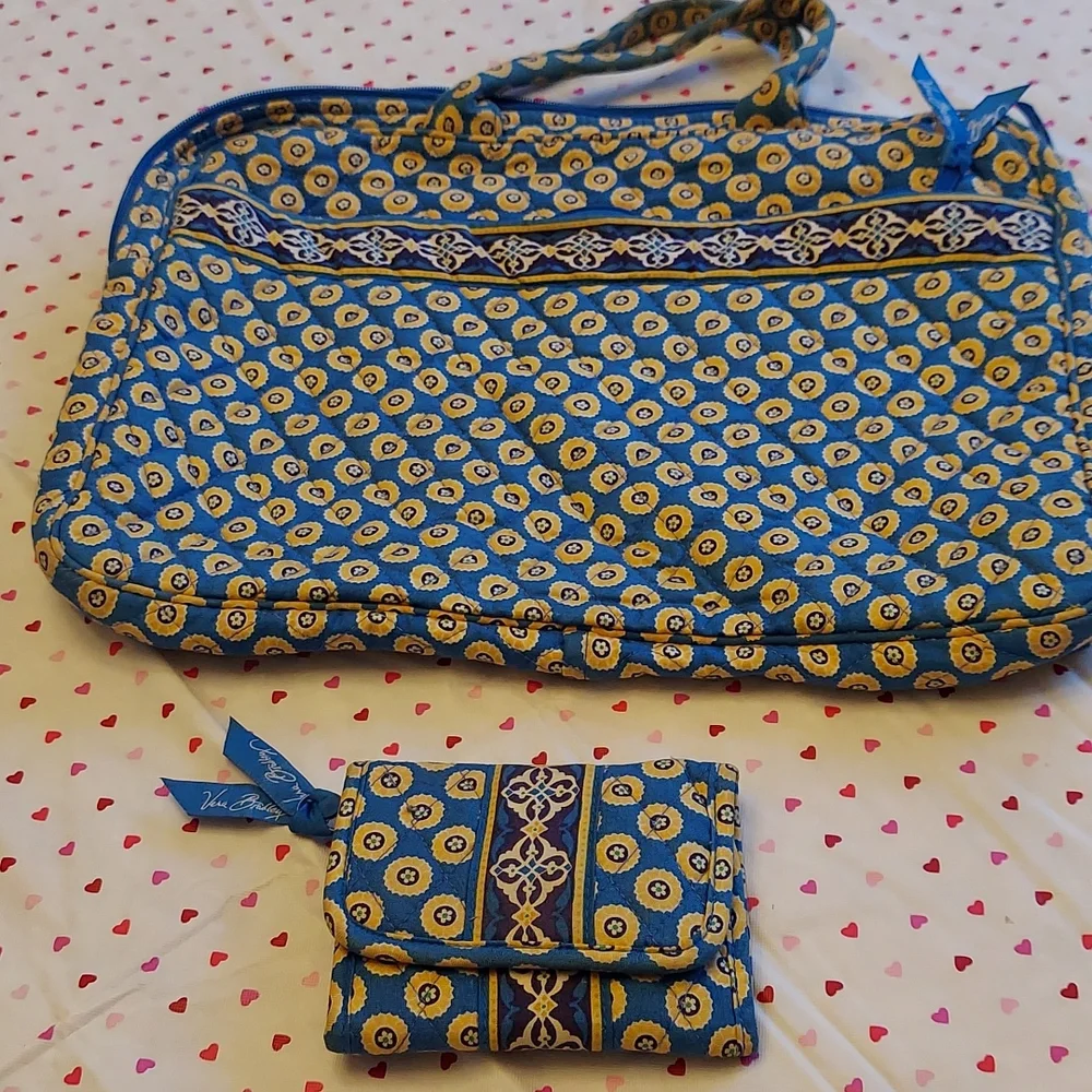 Vera Bradley this laptop