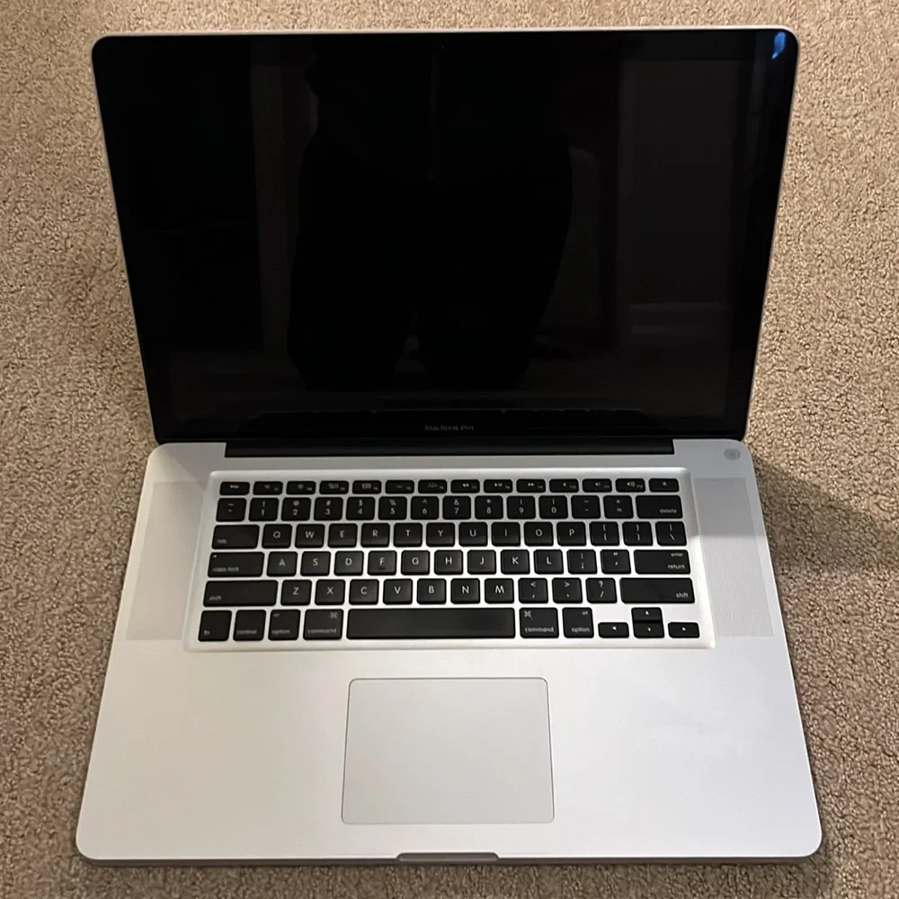Apple this macbook