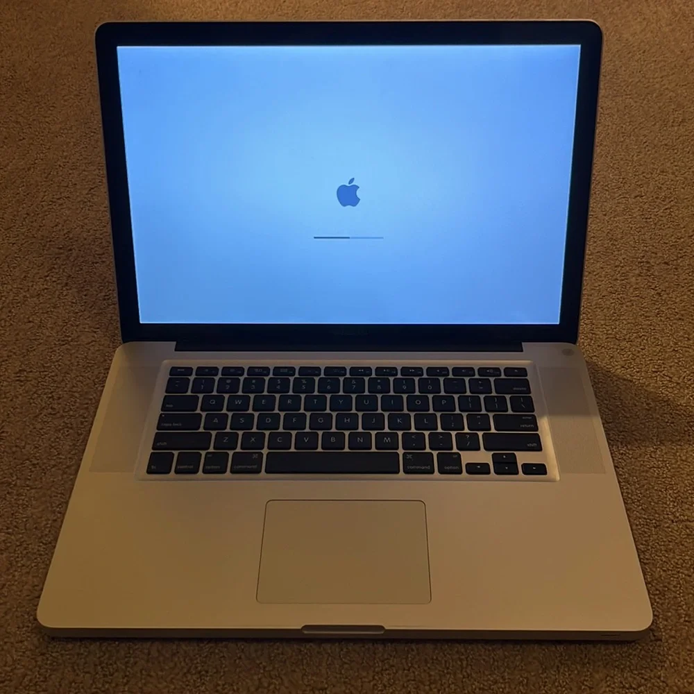 Apple this macbook