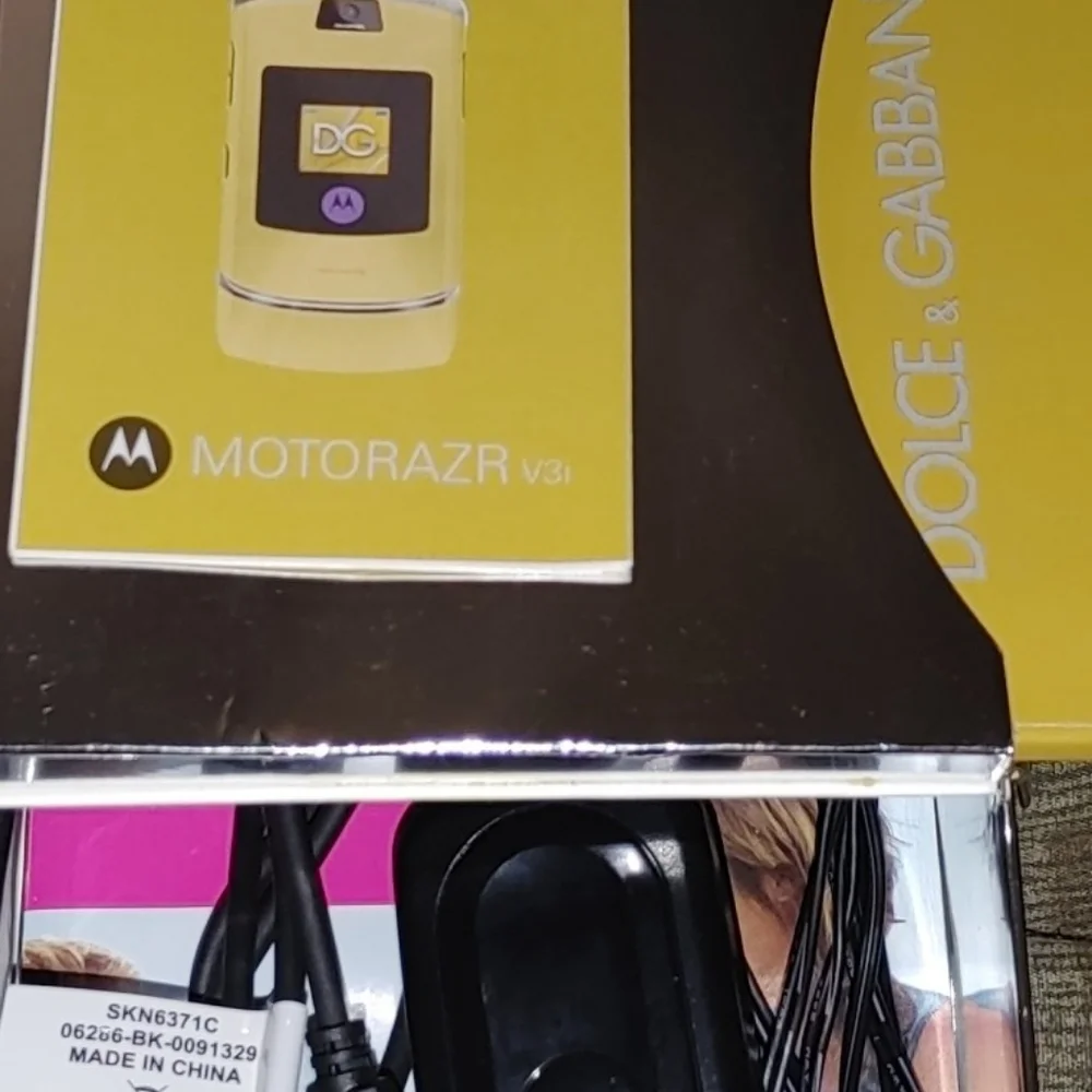 Motorola dolce gabbana