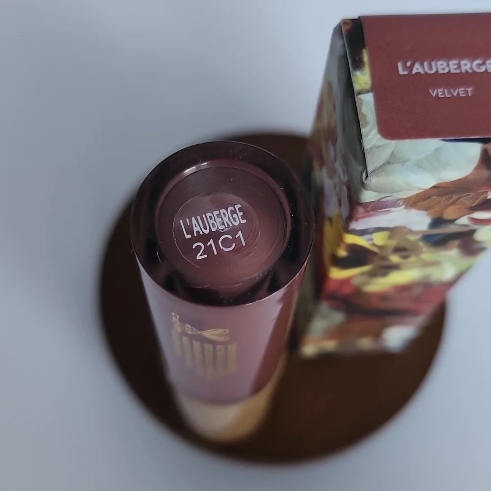 colourpop auberge