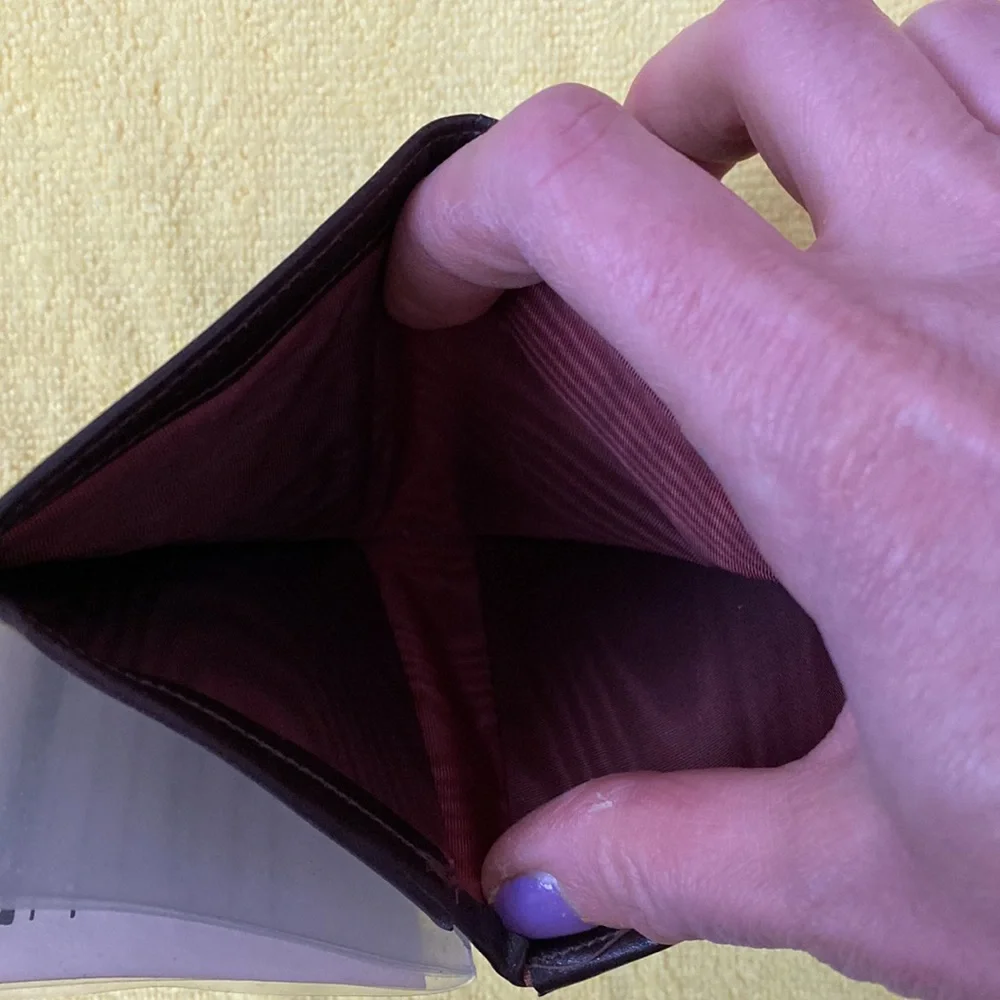 N/A leather wallet