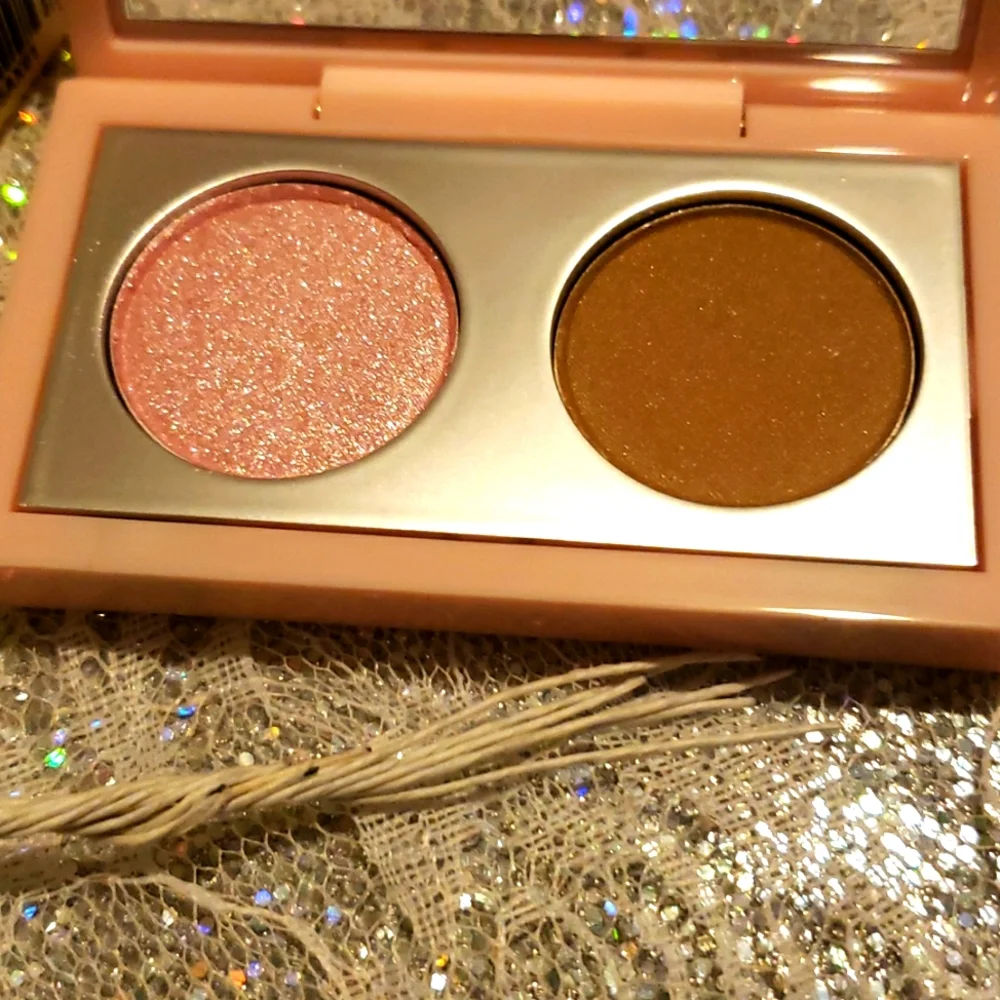 MAC Cosmetics duo shimmery