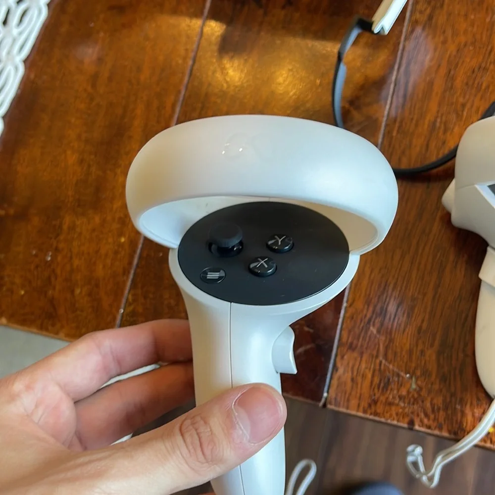 Oculus headset box
