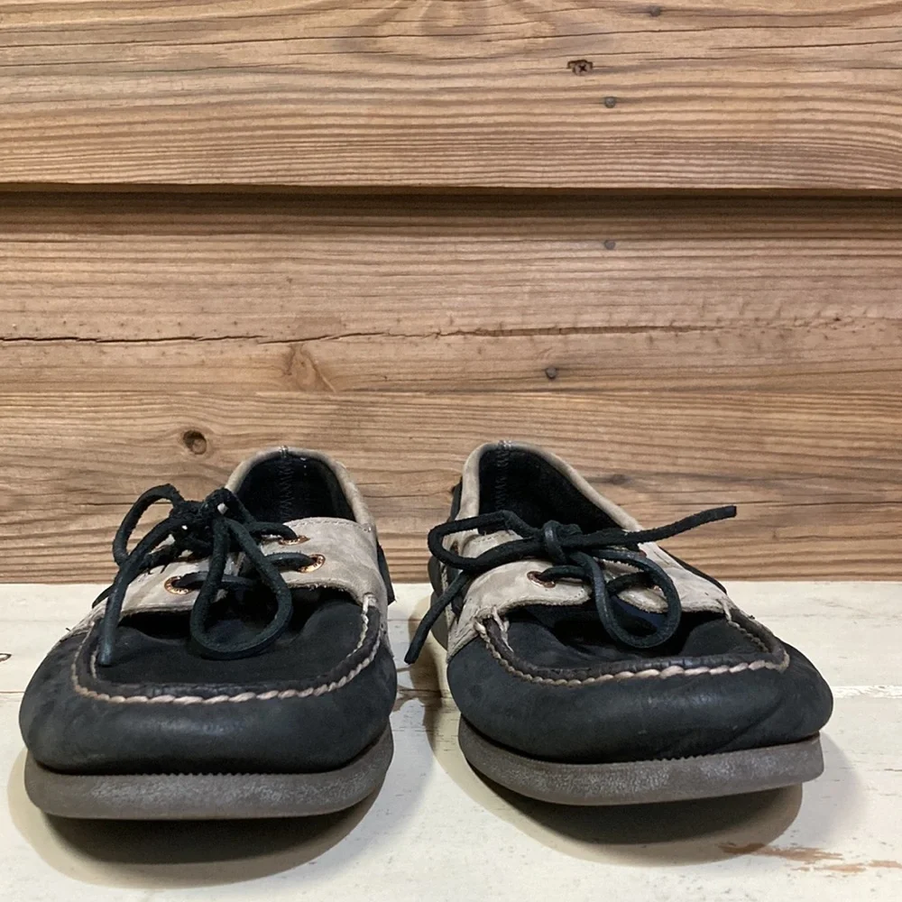 Sperry gray black