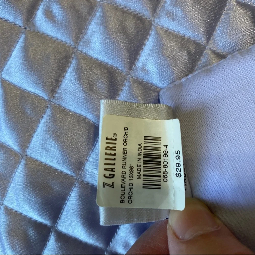 Z Gallerie excellent soft