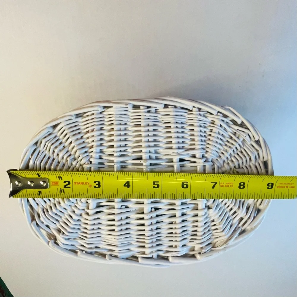 N/A white wicker