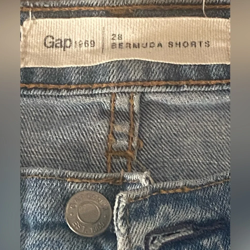 GAP slim fit