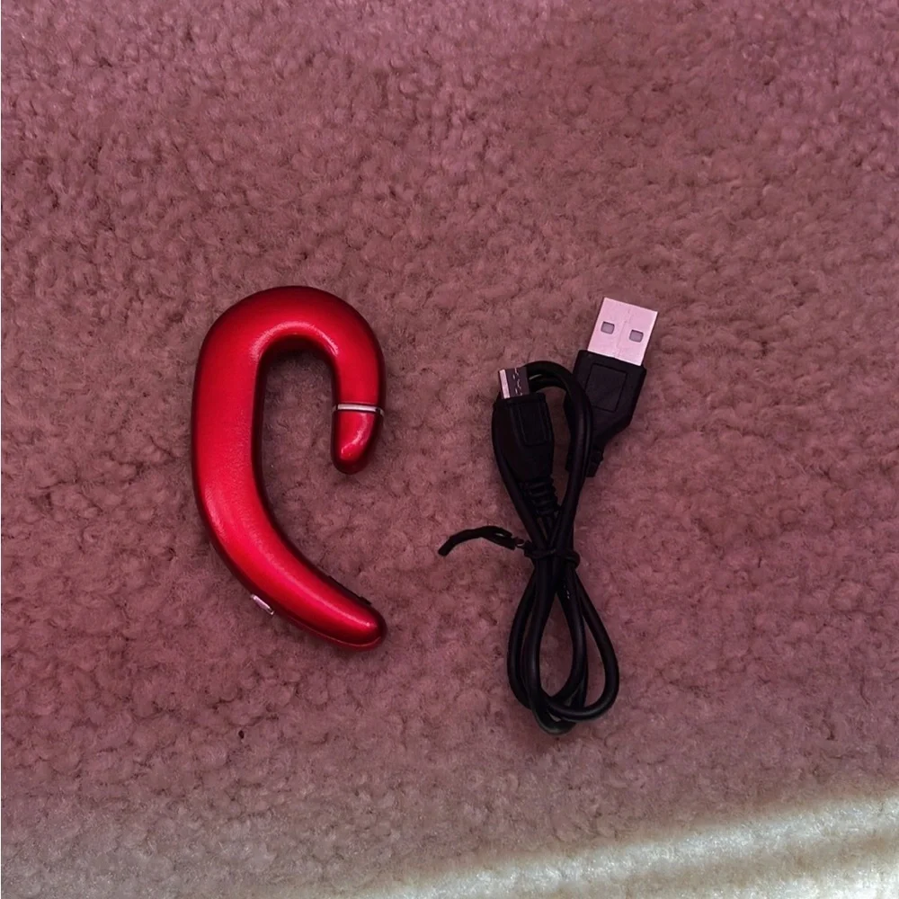 blue tooth ear bud
