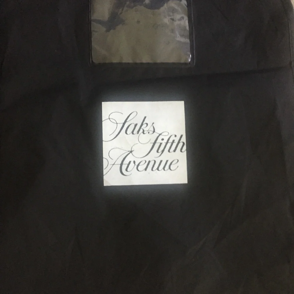 Saks Fifth Avenue 42 inches