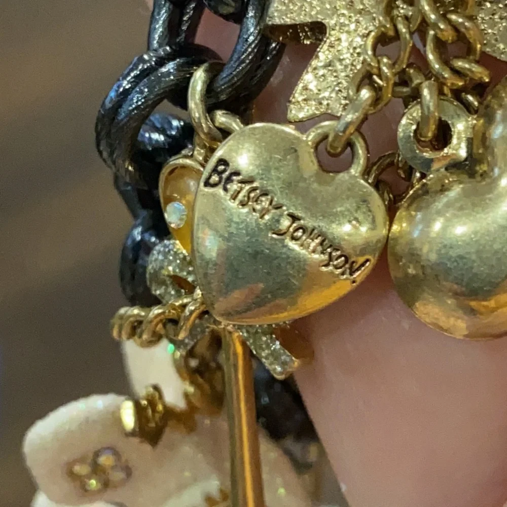 Betsey Johnson girl’s betsey