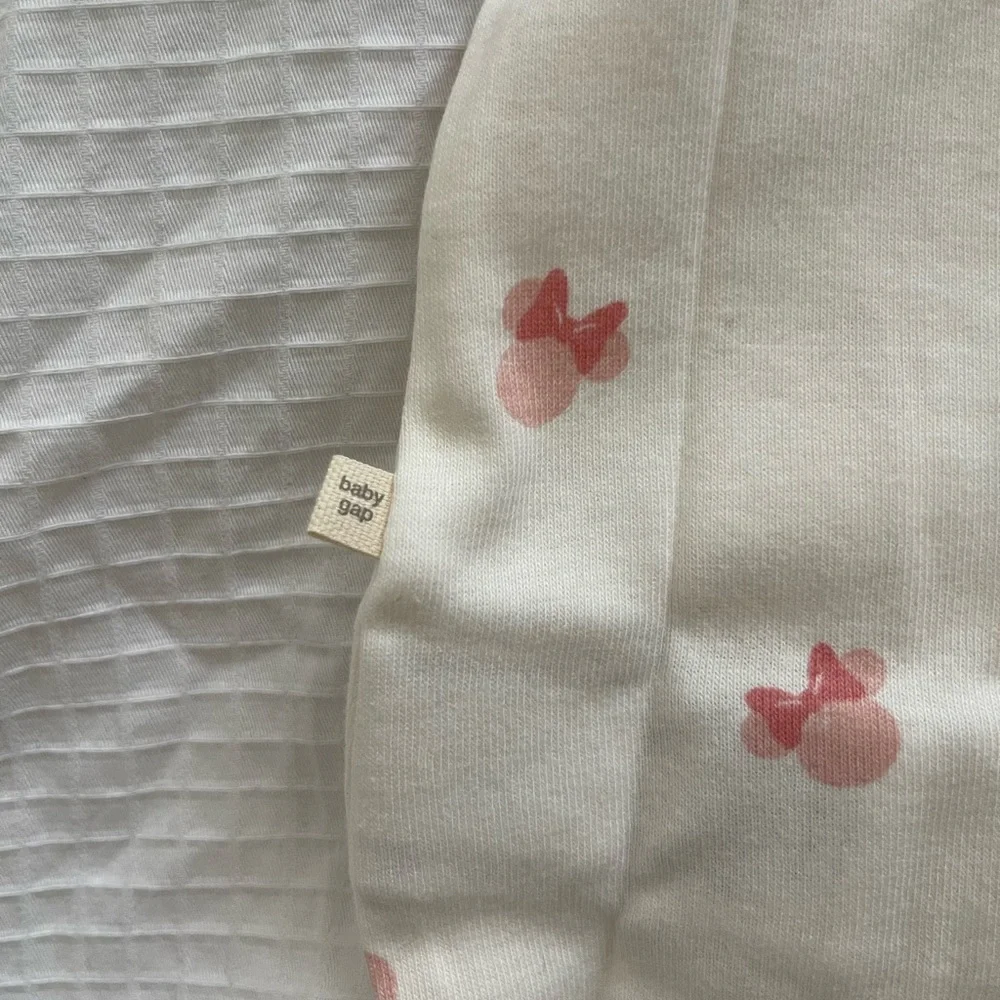 GAP baby disney