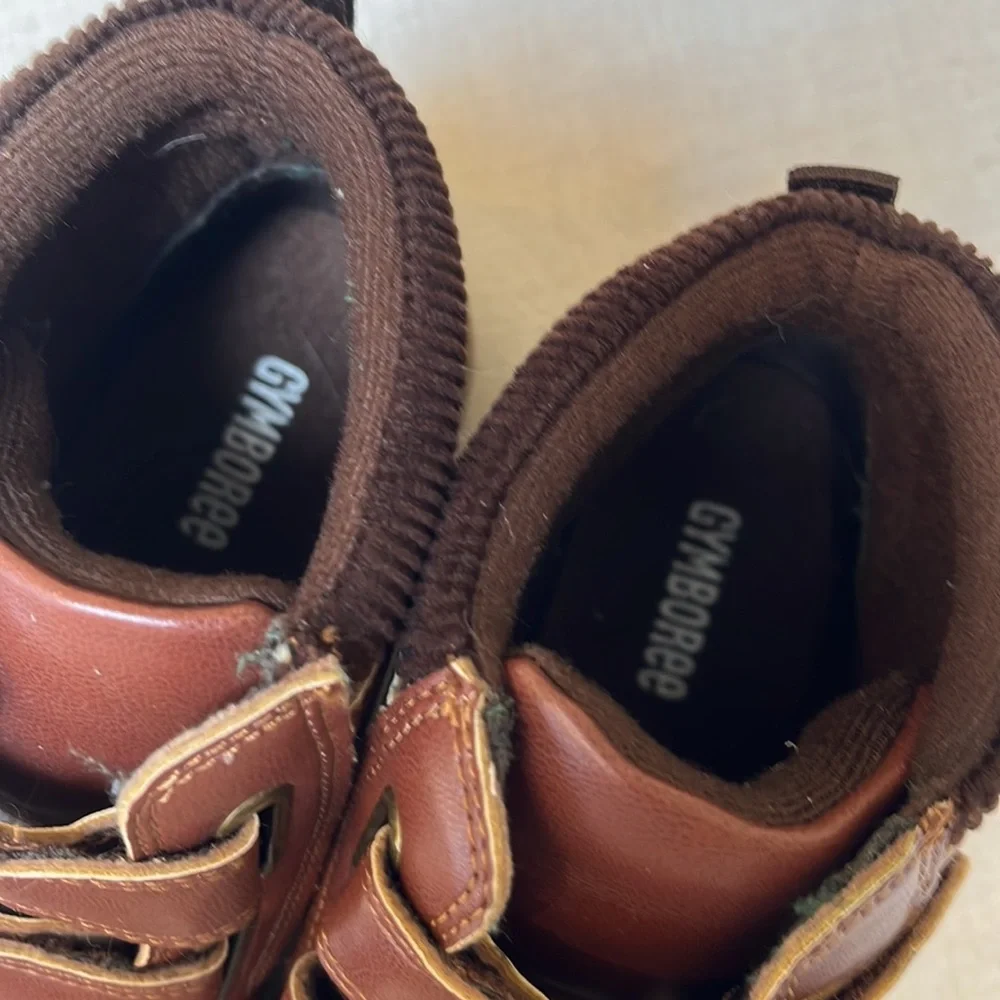 Gymboree excellent worn