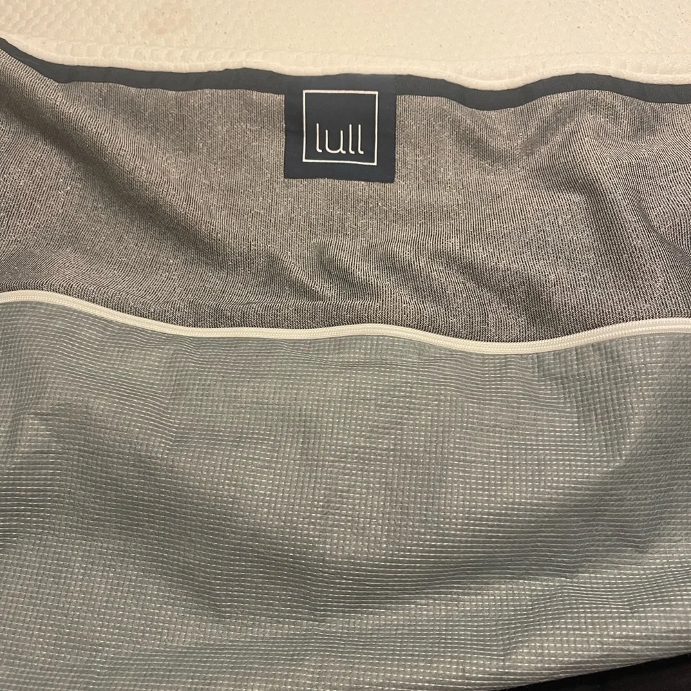 Lull poshmark skirting