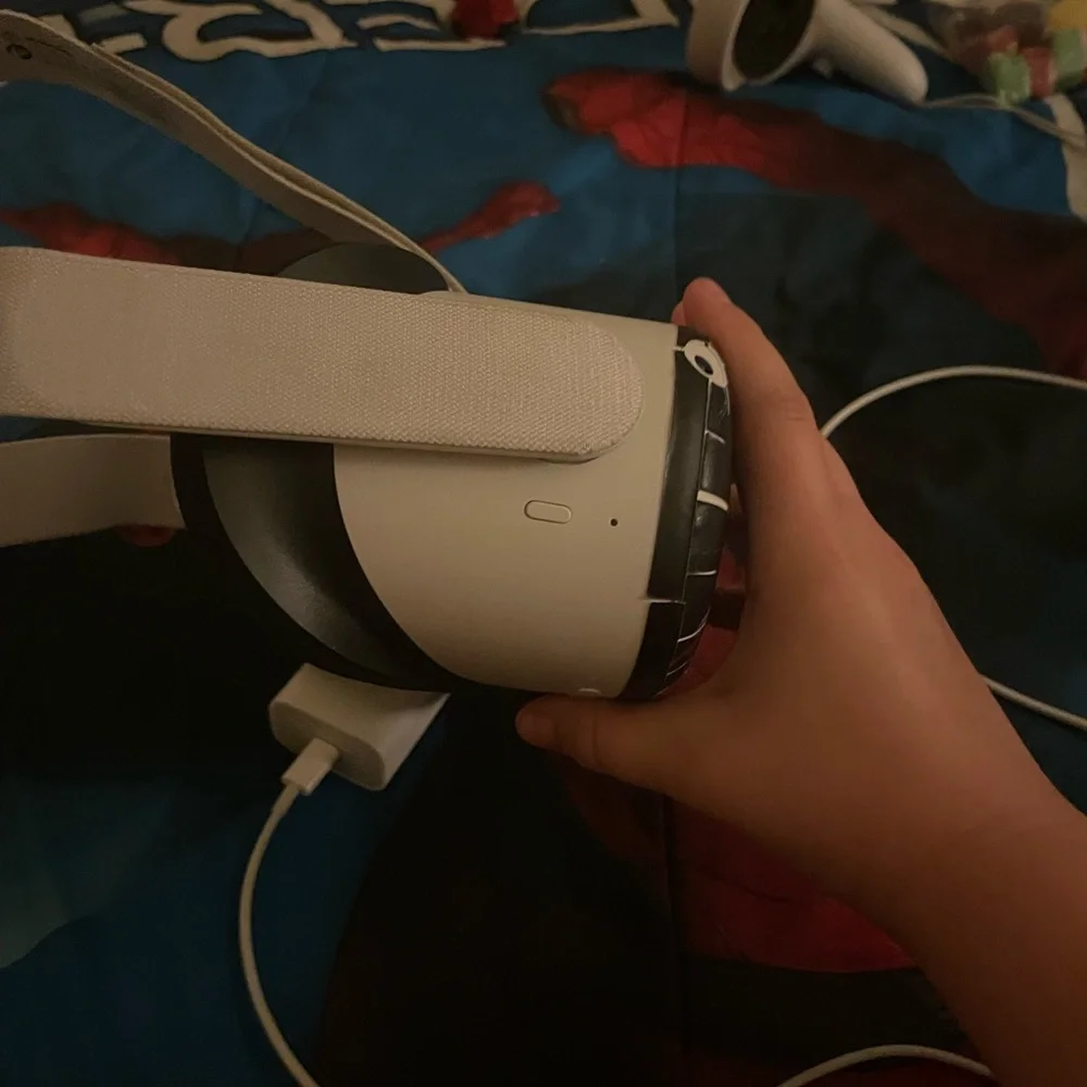 Oculus white new brand