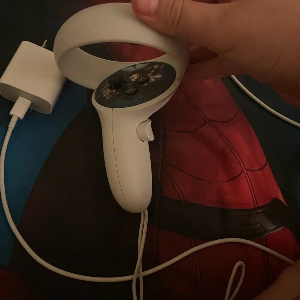 Oculus expanding new head