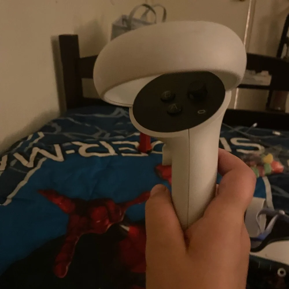 Oculus strap expanding head