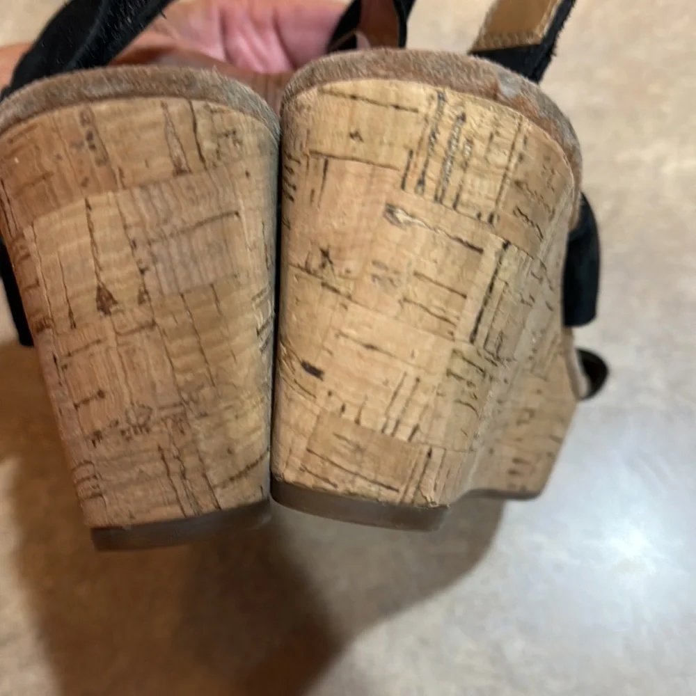 Women’s Clark sandals, size 7