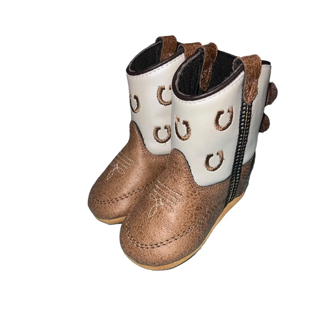 Boot Barn excellent like
