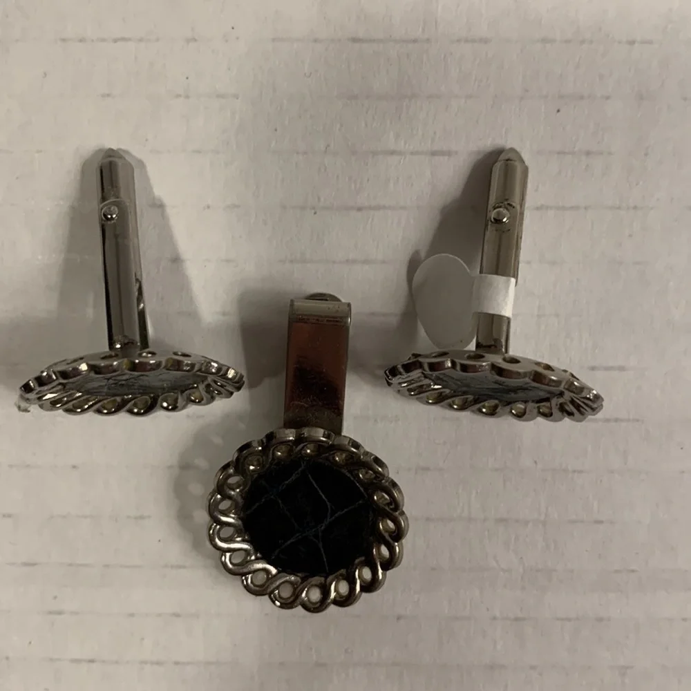 N/A silver tone