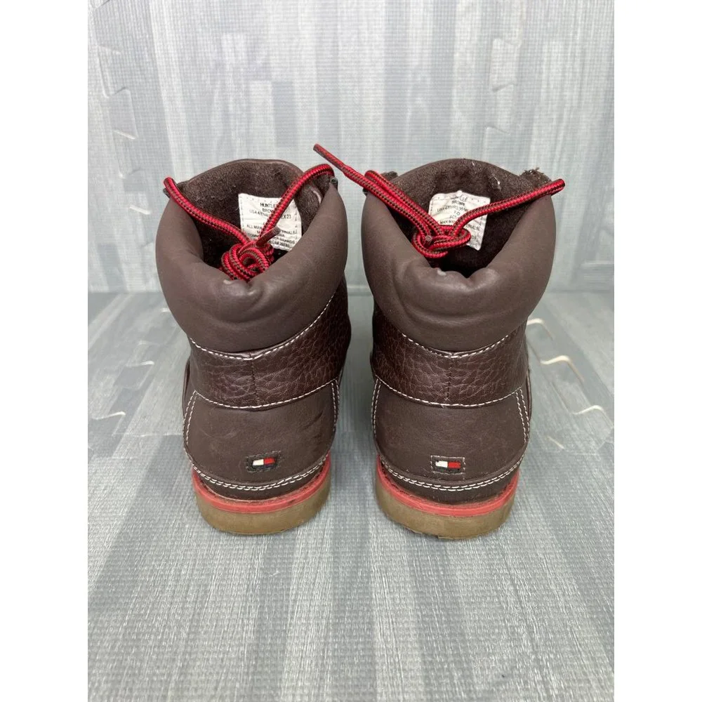 Tommy Hilfiger step up