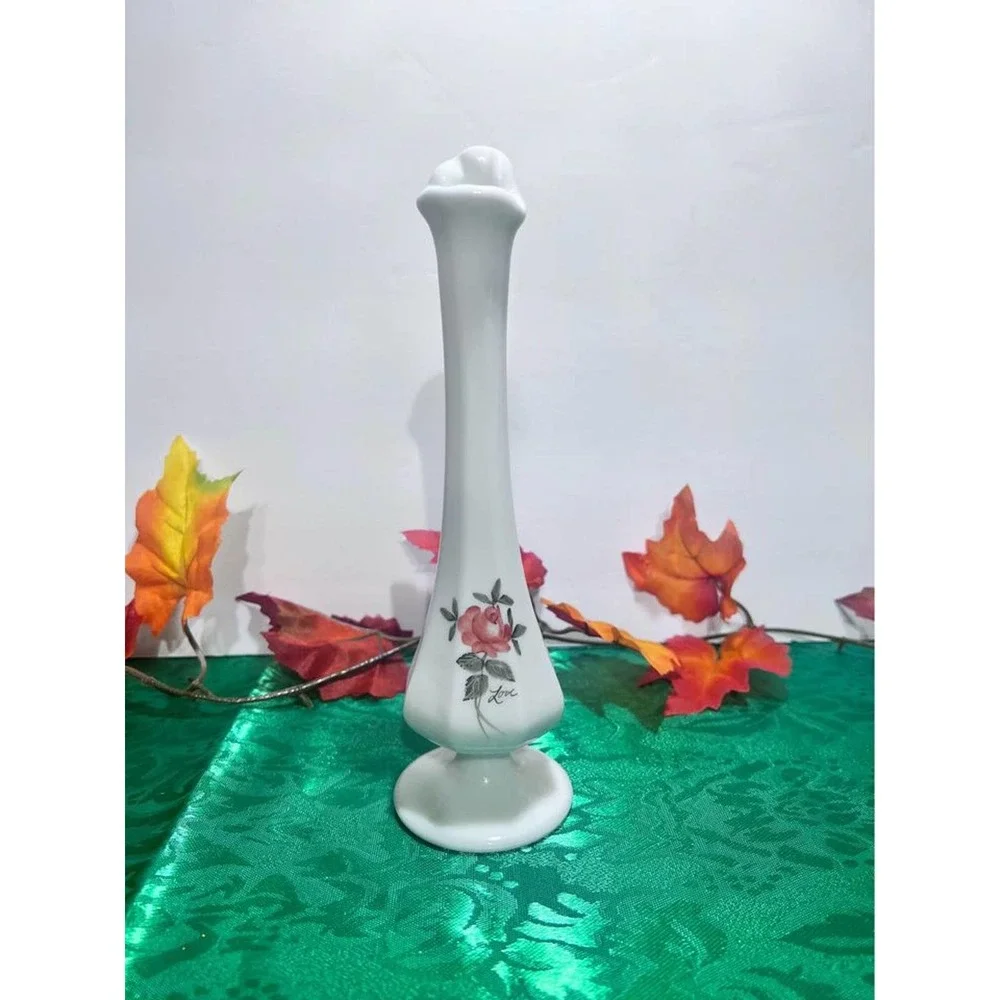 Vintage Fenton Hand Painted Love Rose Bud Vase 9056-LW Signed