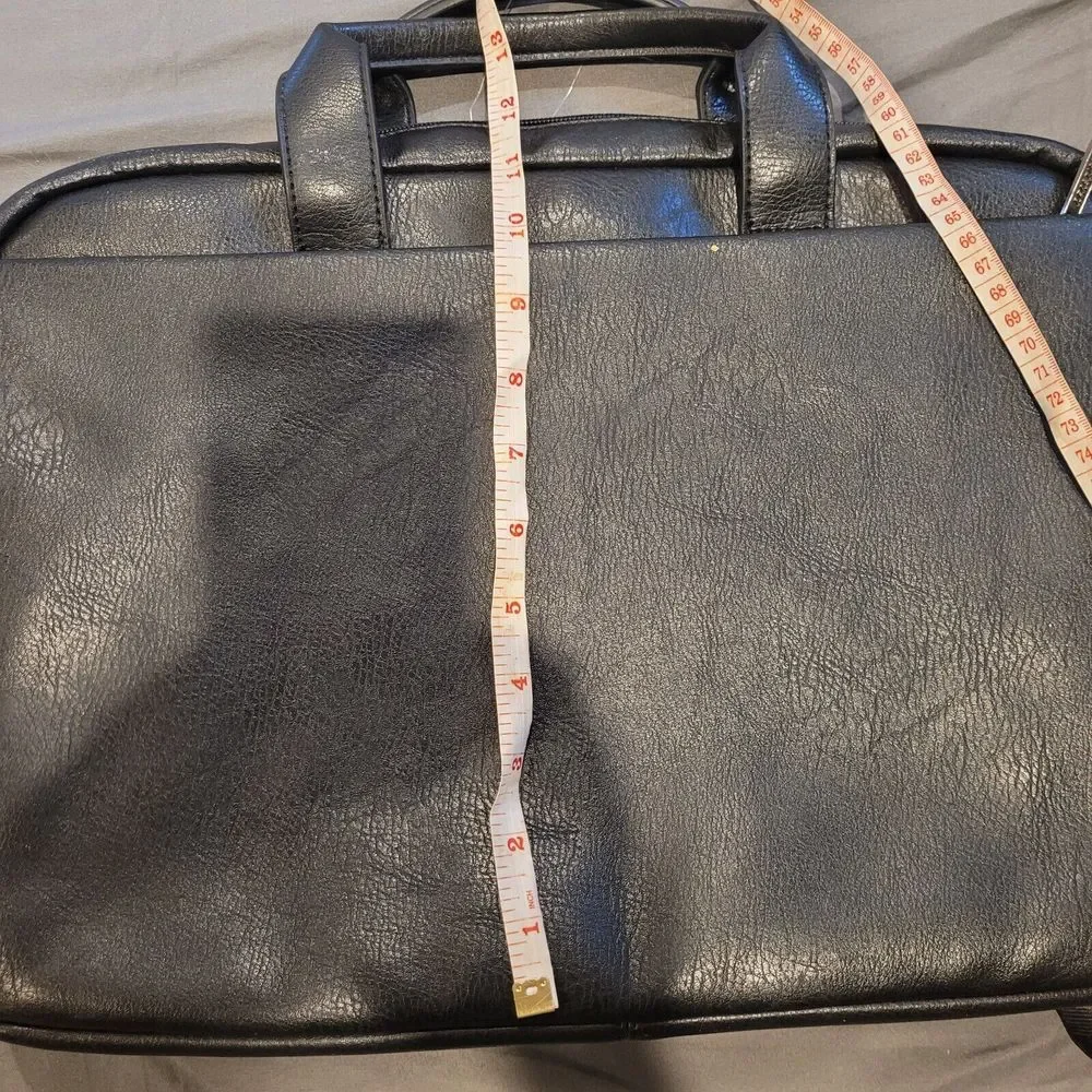 Kenneth Cole Reaction Modern Dilemma Pebbled Faux Leather 15.6