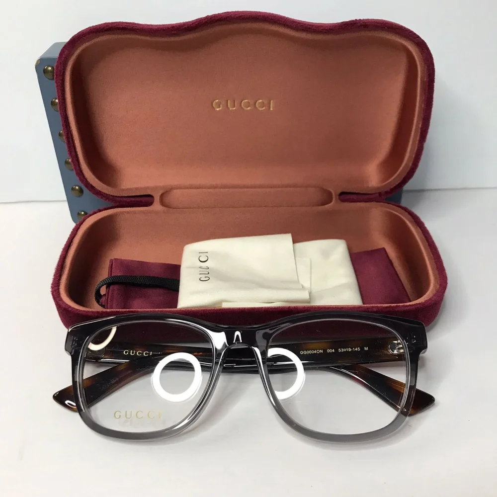 Gucci gg0004on features