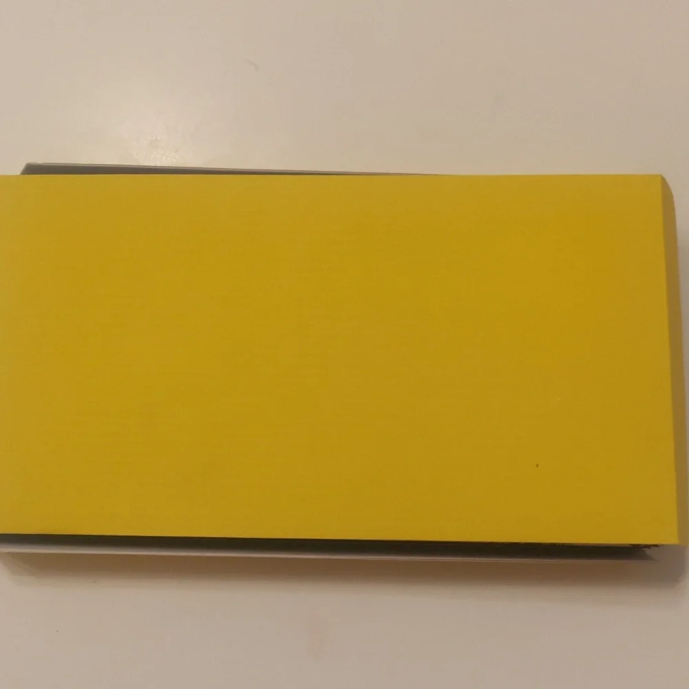 Tresluce one color